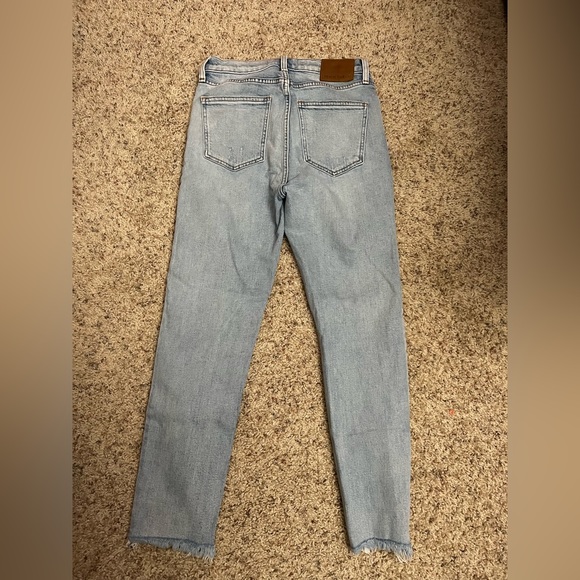 Aritzia Denim Forum Yoko Slim Straight Jeans - Picture 3 of 3
